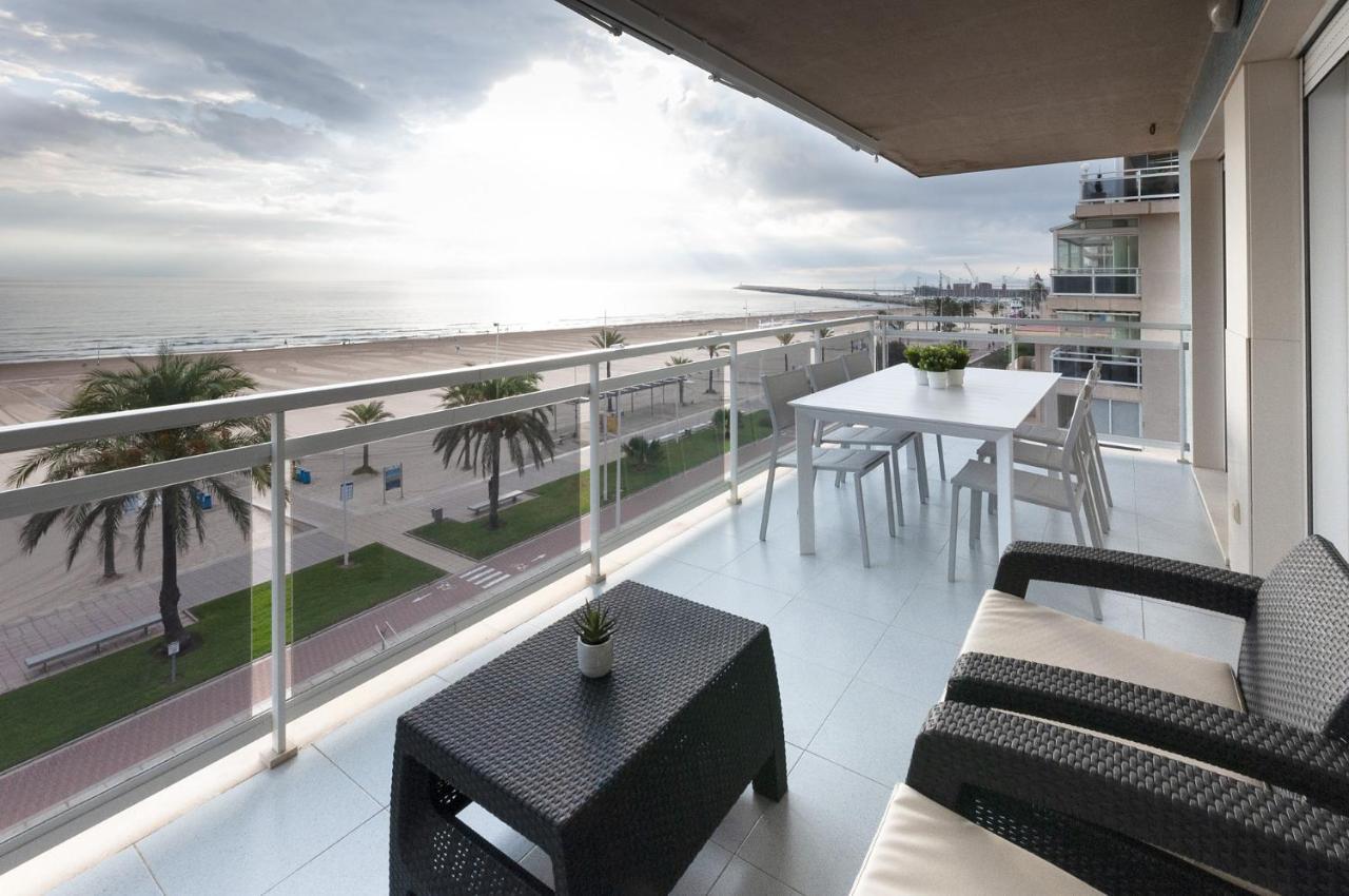 Ag Arena Suite Premium Gandia Bagian luar foto